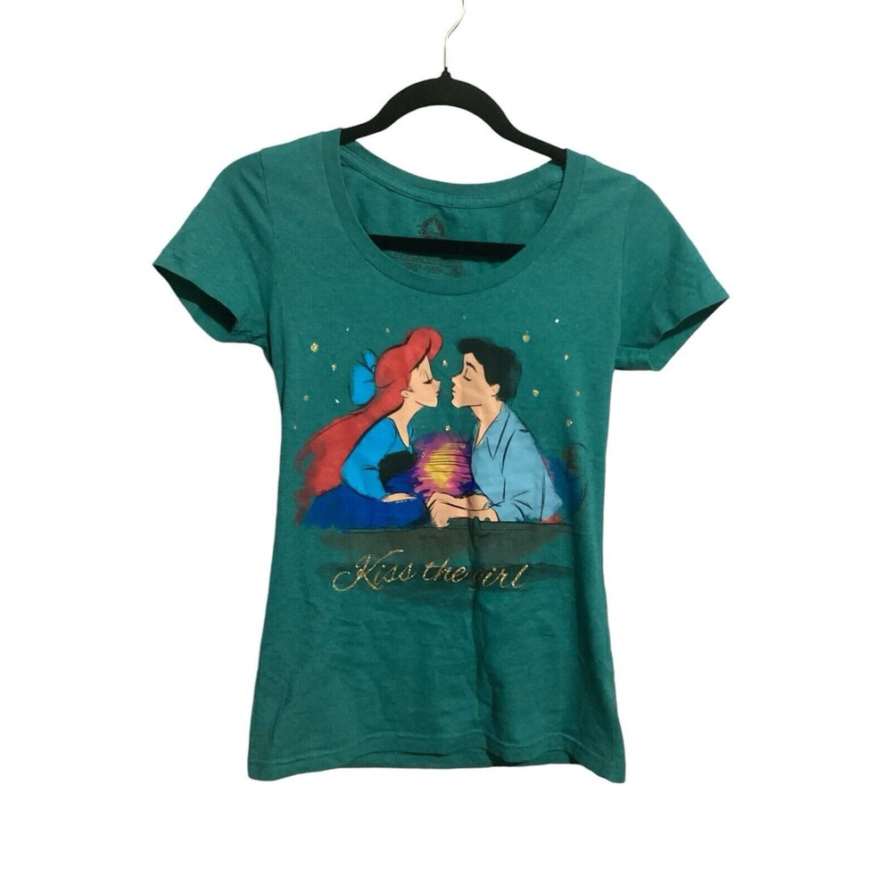 Disney Little Mermaid Ariel Go On Kiss the Girl T-Shirt Size XS FIRST KISS